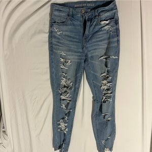 American eagle size 6 ripped skinny jeans